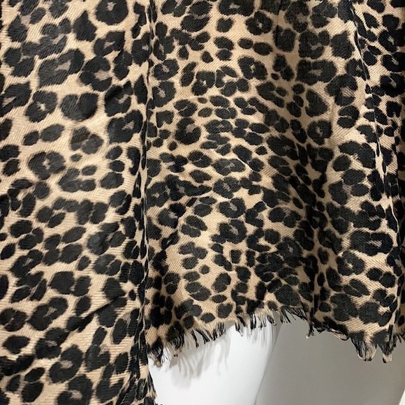 * Leopard Print Scarf Lightweight Wrap Fringe XL Boho Western Fall - Picture 5 of 5